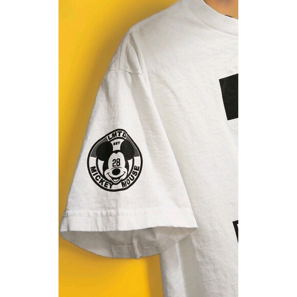 Disney Neff Mickey Mouse T-Shirt Men’s L White Graphic Streetwear Tee - Picture 2 of 6